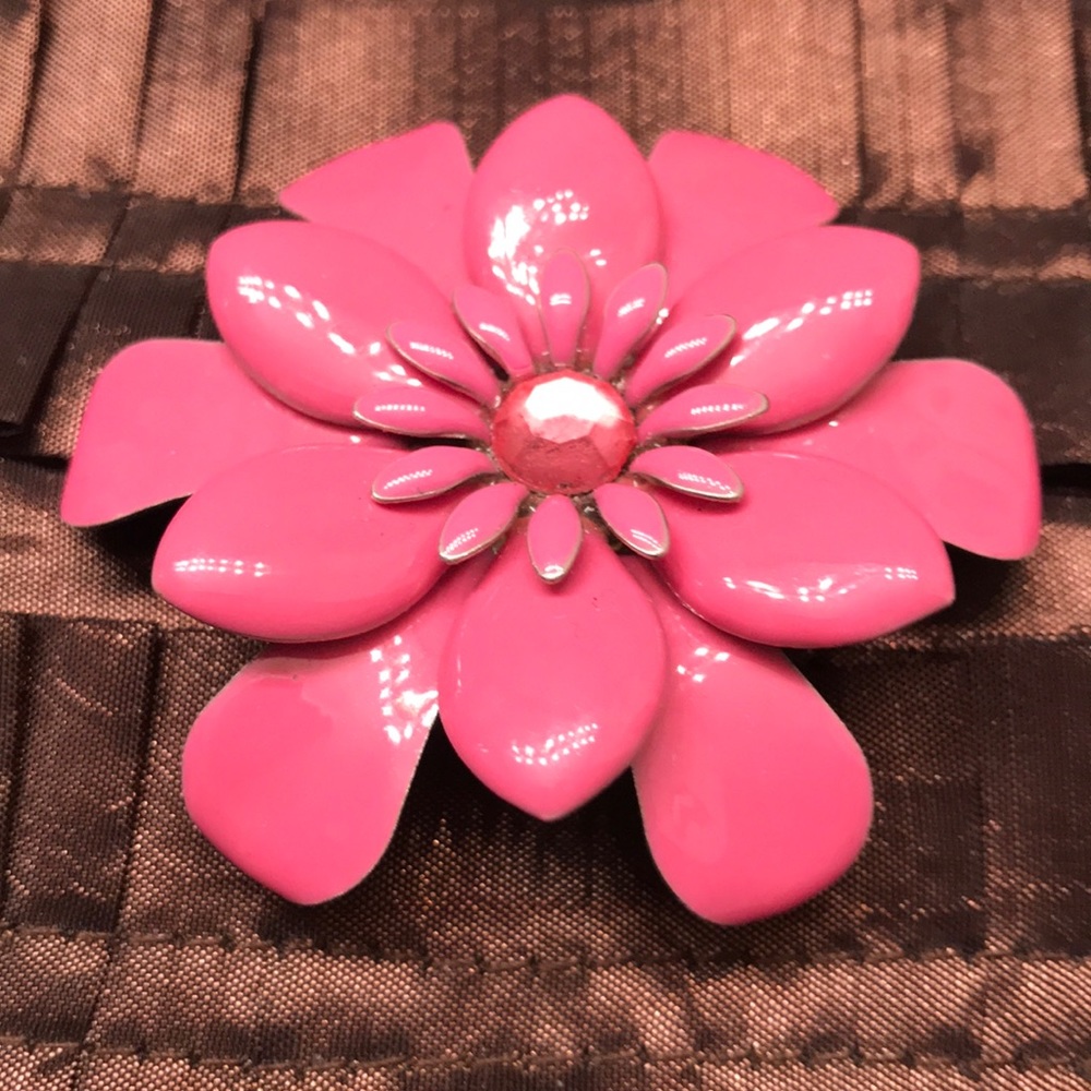 Vintage broach